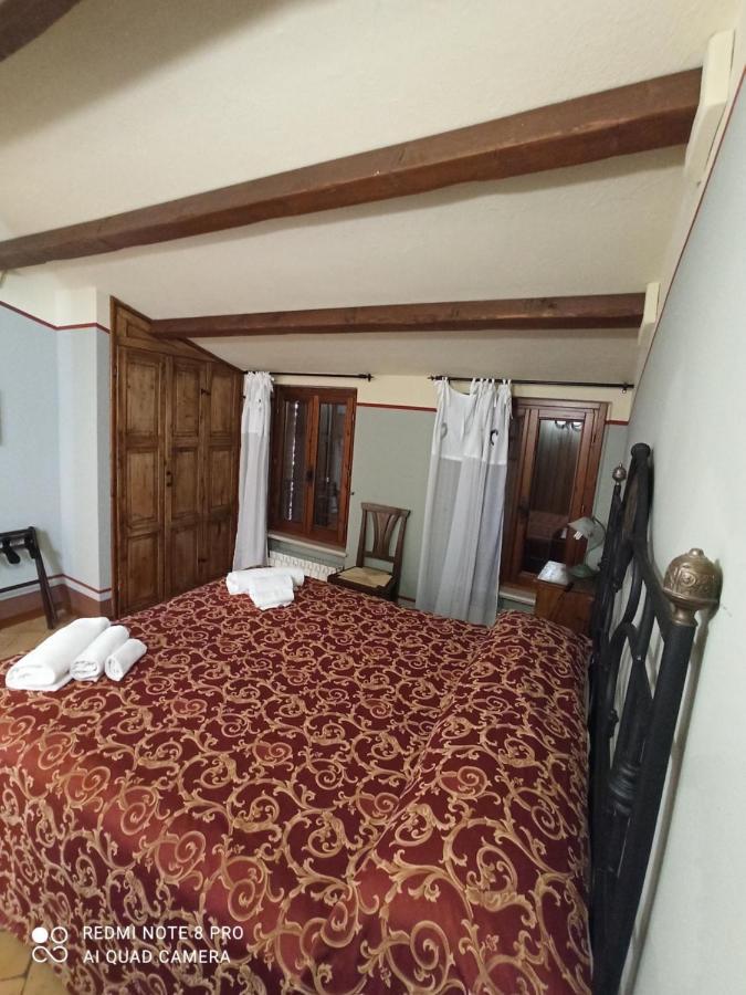 Albergo Diffuso Borgo Montemaggiore Montemaggiore al Metauro Bagian luar foto