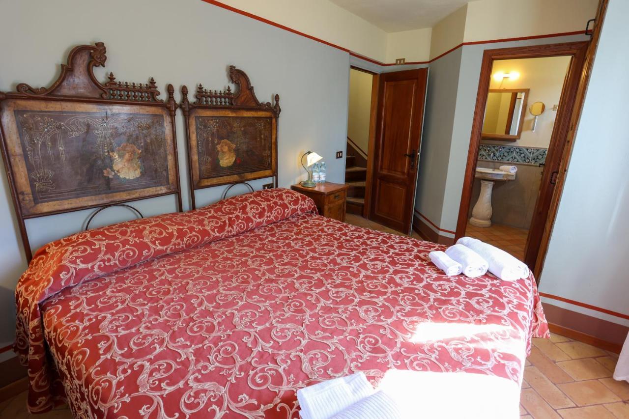 Albergo Diffuso Borgo Montemaggiore Montemaggiore al Metauro Bagian luar foto
