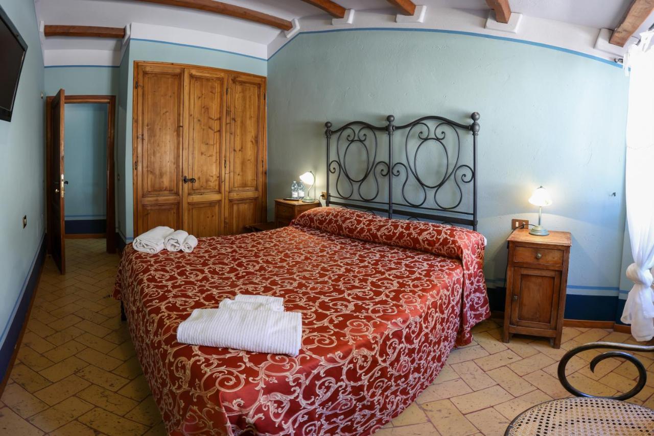 Albergo Diffuso Borgo Montemaggiore Montemaggiore al Metauro Bagian luar foto