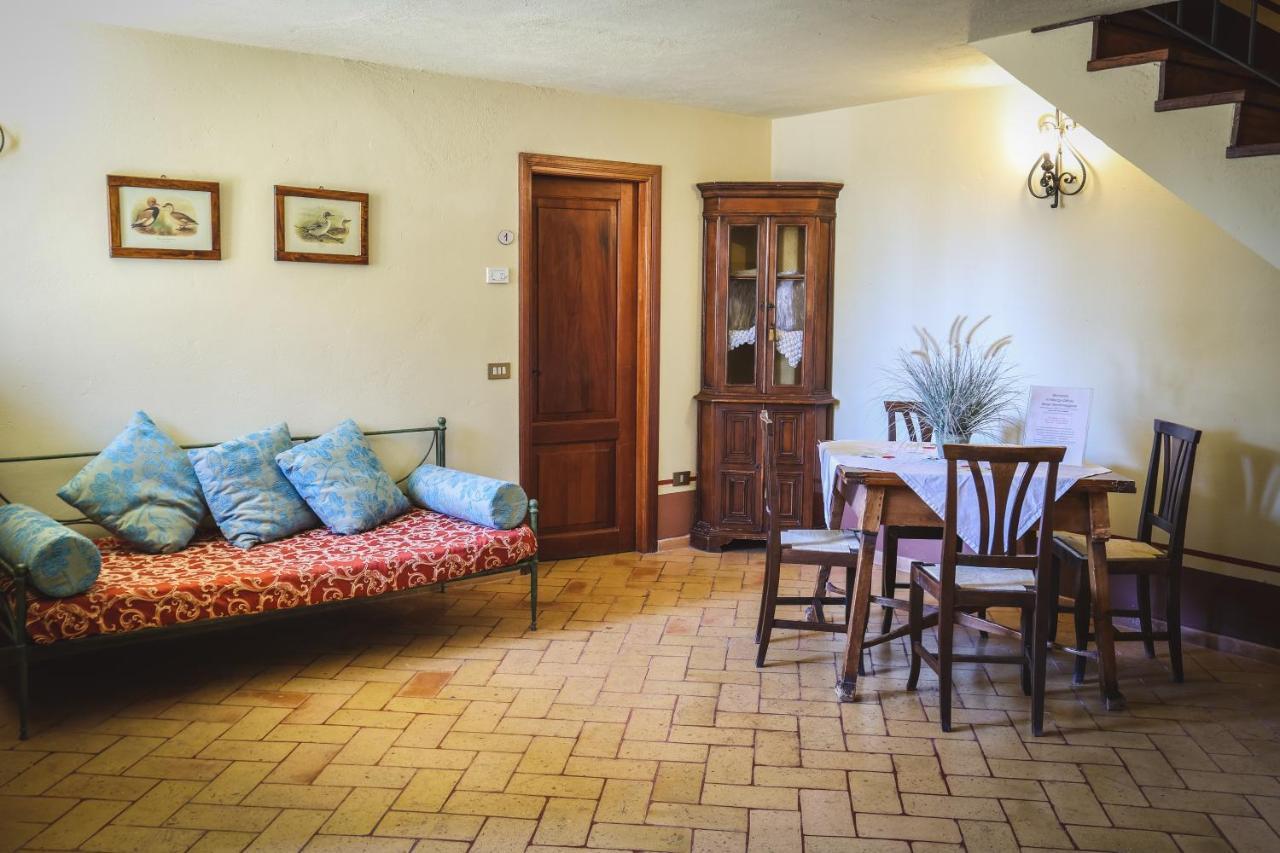 Albergo Diffuso Borgo Montemaggiore Montemaggiore al Metauro Bagian luar foto