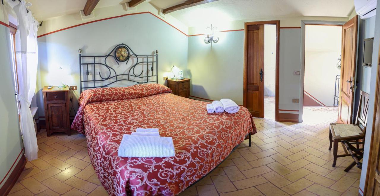 Albergo Diffuso Borgo Montemaggiore Montemaggiore al Metauro Bagian luar foto