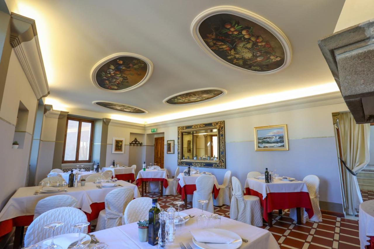 Albergo Diffuso Borgo Montemaggiore Montemaggiore al Metauro Bagian luar foto