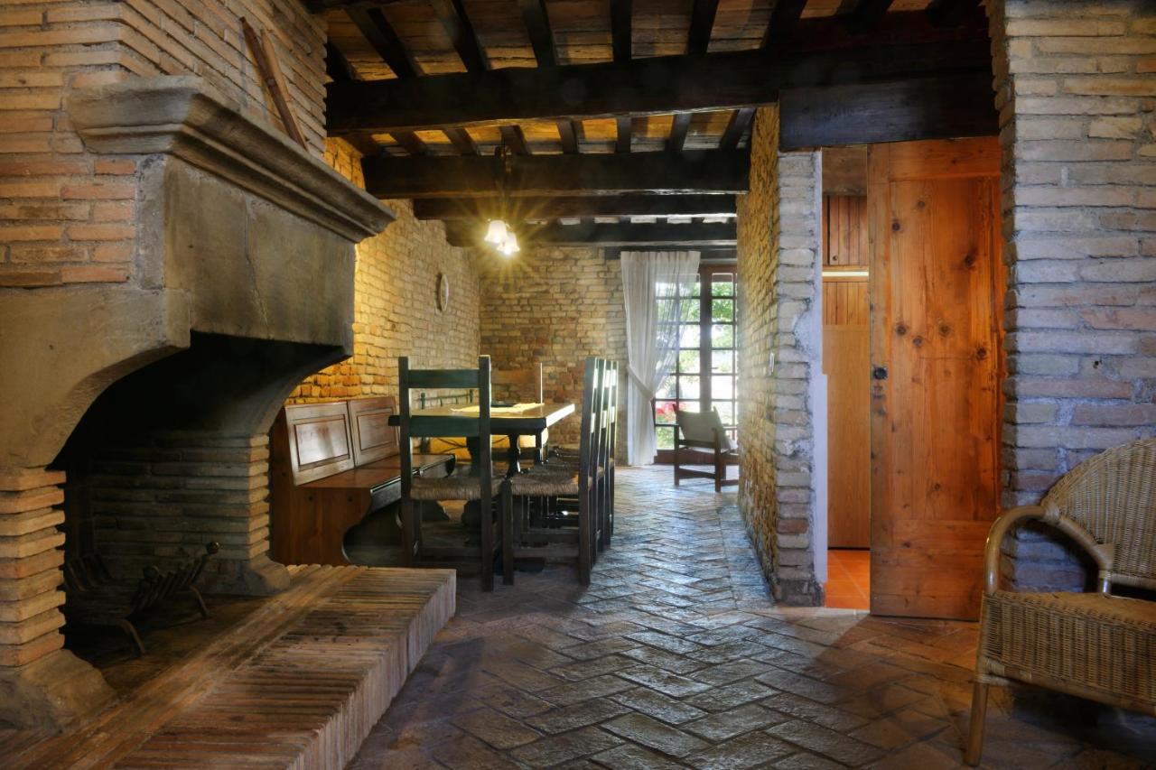 Albergo Diffuso Borgo Montemaggiore Montemaggiore al Metauro Bagian luar foto