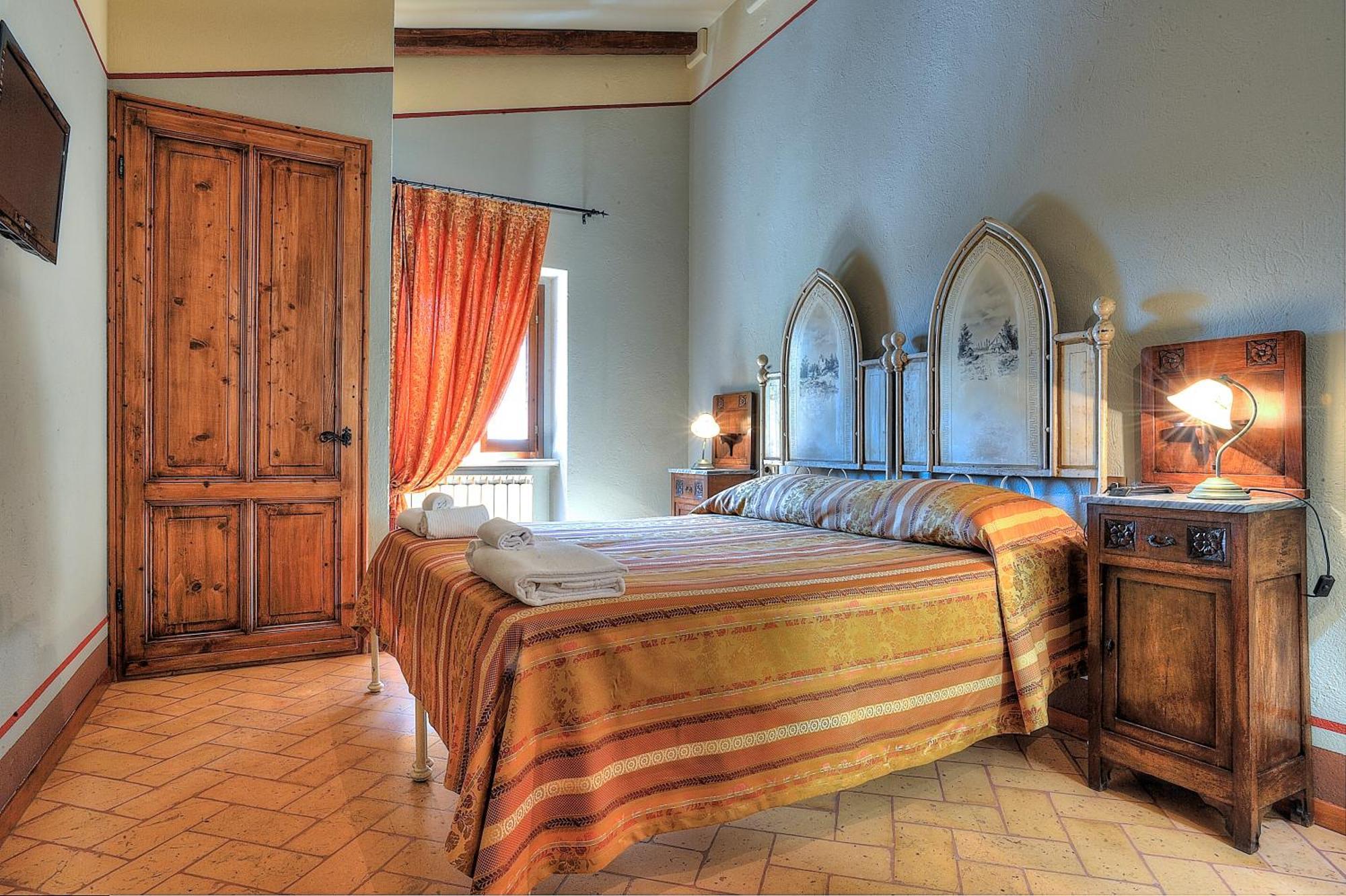 Albergo Diffuso Borgo Montemaggiore Montemaggiore al Metauro Bagian luar foto