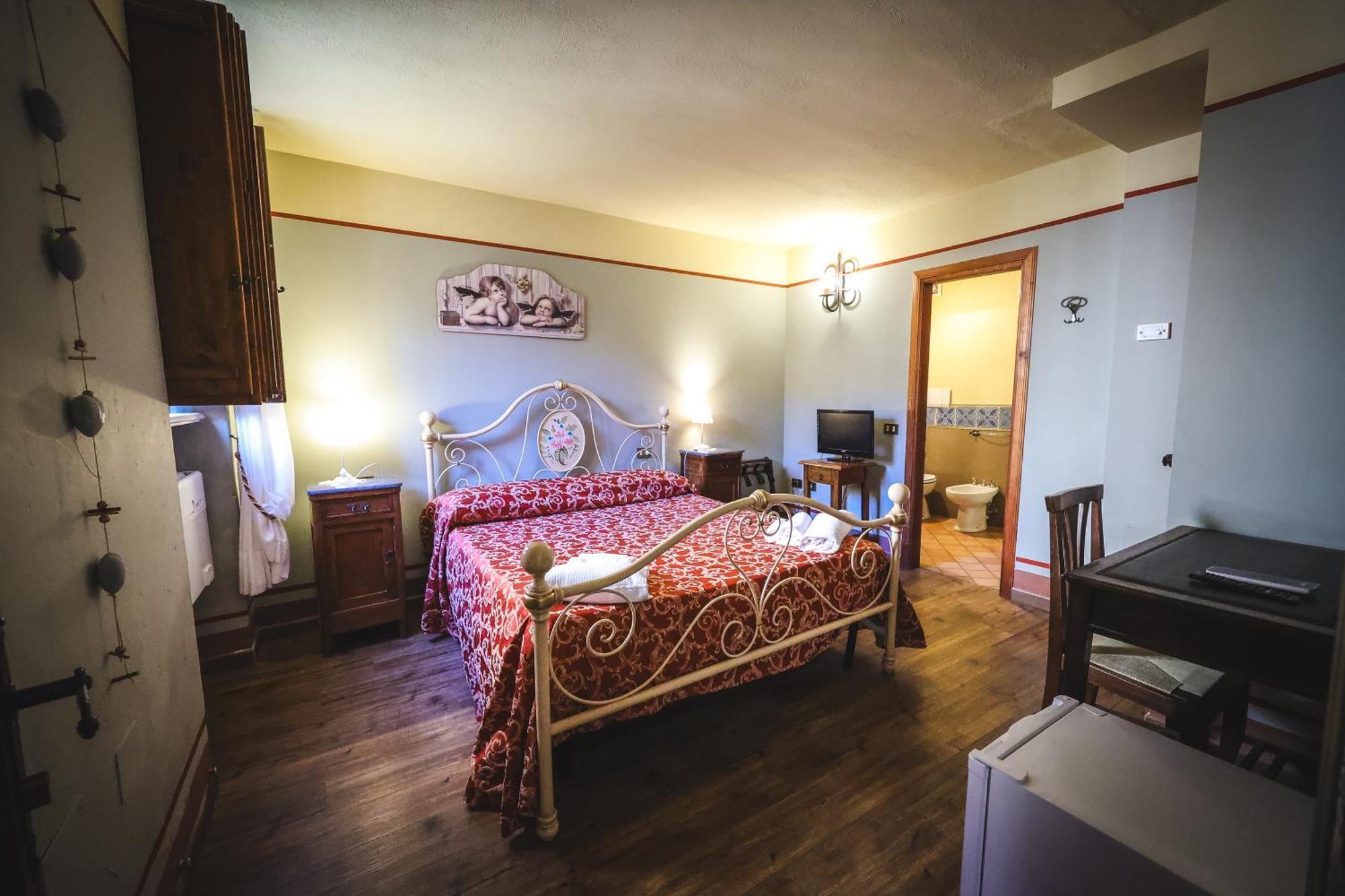 Albergo Diffuso Borgo Montemaggiore Montemaggiore al Metauro Bagian luar foto
