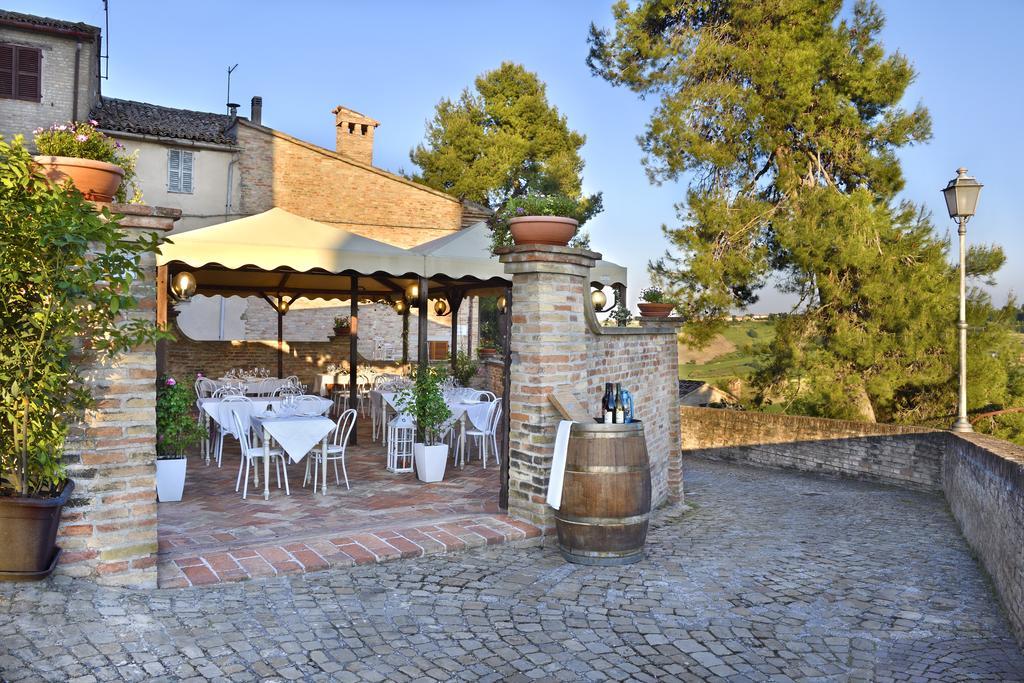 Albergo Diffuso Borgo Montemaggiore Montemaggiore al Metauro Bagian luar foto
