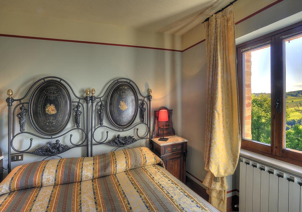 Albergo Diffuso Borgo Montemaggiore Montemaggiore al Metauro Bagian luar foto