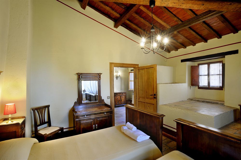 Albergo Diffuso Borgo Montemaggiore Montemaggiore al Metauro Bagian luar foto